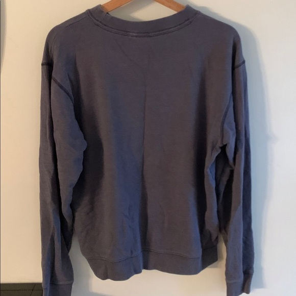 Sweatshirt - Picture 2 of 3